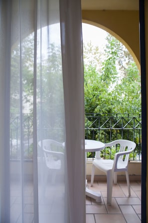 Doppelzimmer (Garden) | Balkon