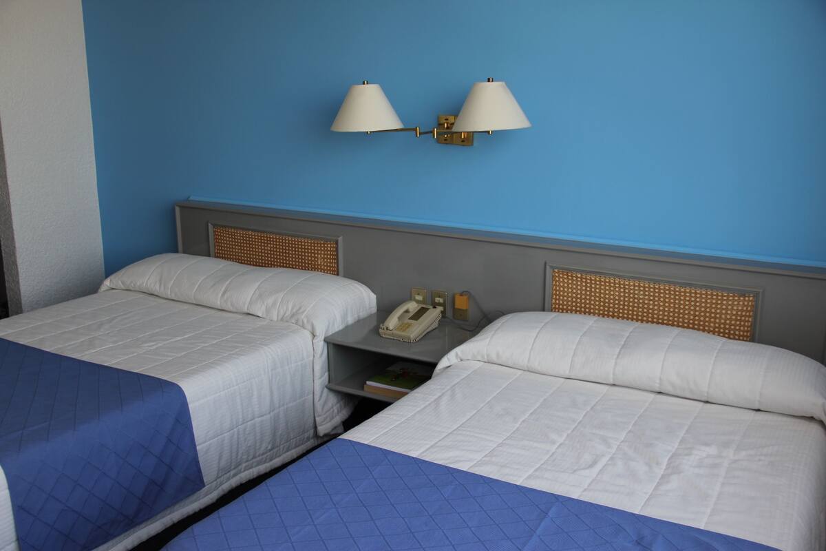 Double Room | In-room safe, WiFi (free)