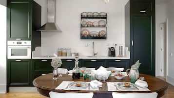 Appartement Deluxe, 2 chambres | Cuisine privée | Grand réfrigérateur, micro-ondes, four, plaque de cuisson