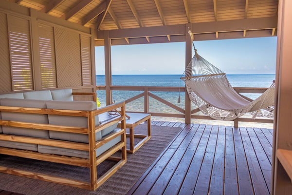 Habitación de lujo, 1 cama de matrimonio grande, vistas al mar, frente al mar | Terraza o patio