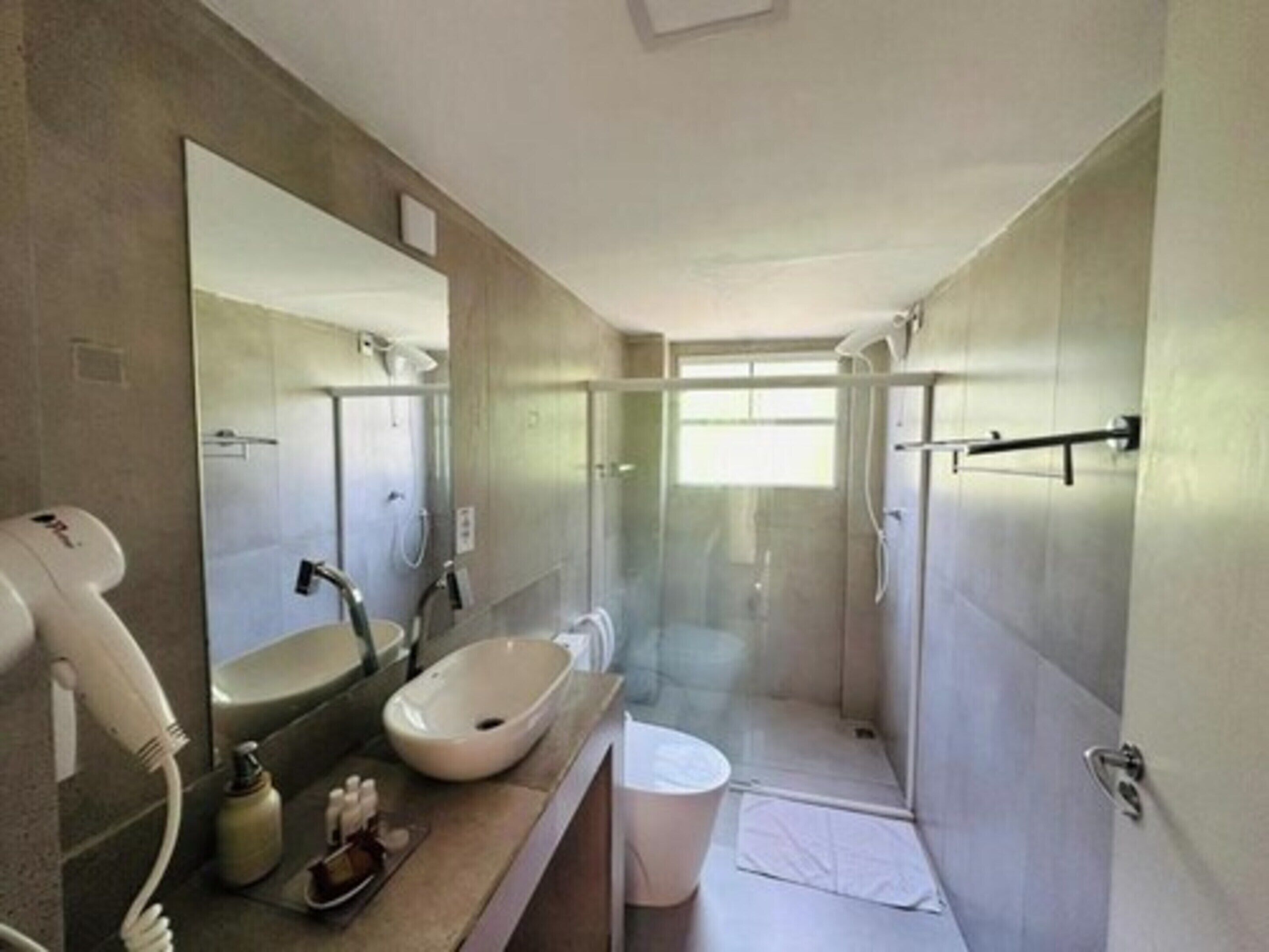Suite Lujo con Vista al Valle | Baño | Regadera, amenidades de baño gratuitas, toallas 