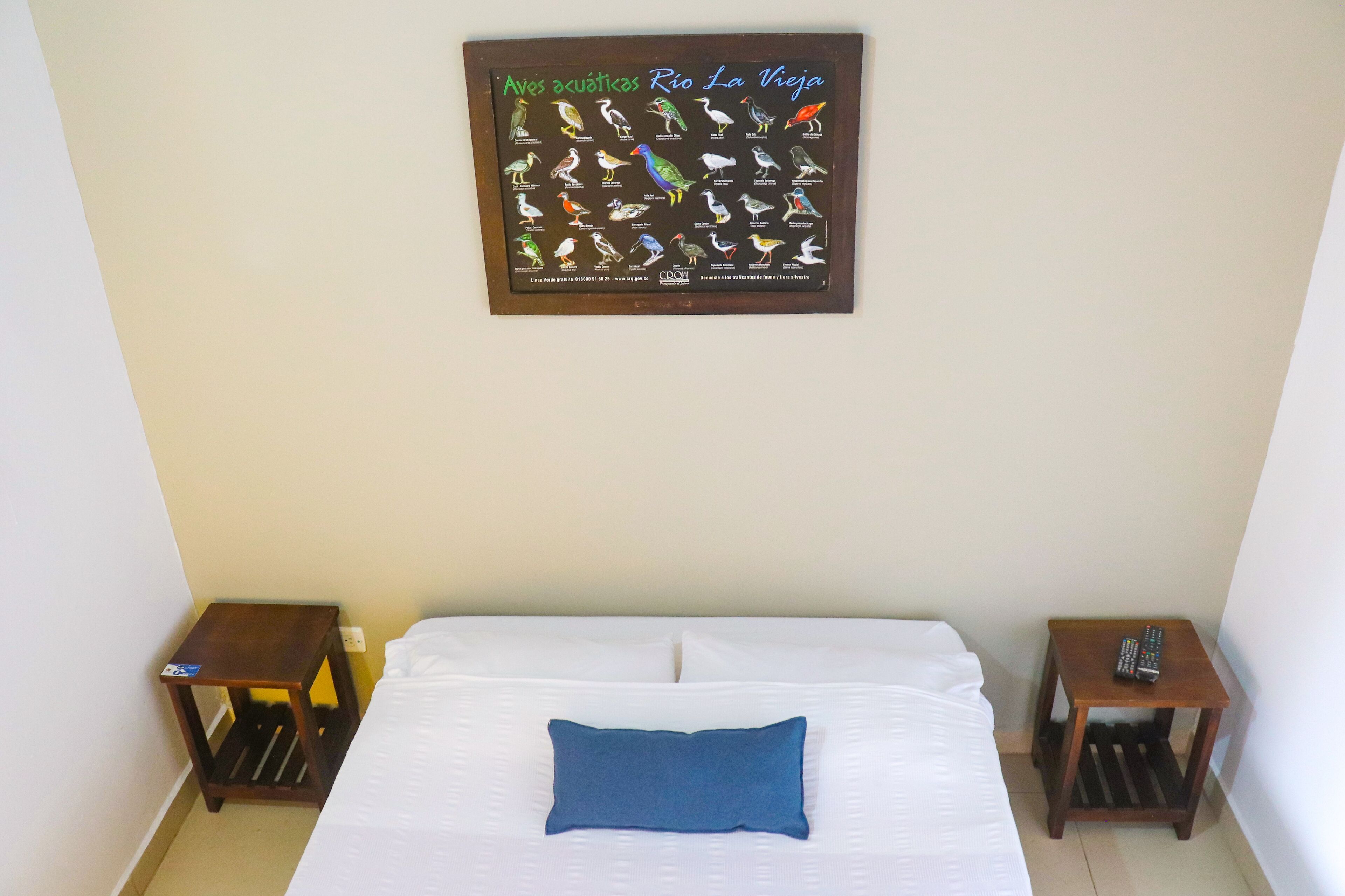 Quarto casal | Wi-Fi de cortesia, roupa de cama