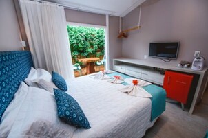 Minibar, cortinas blackout, wifi gratis y muebles diferentes 