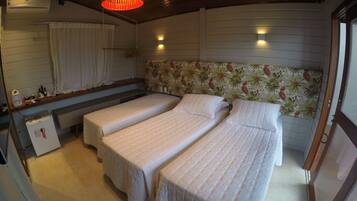 Wood Suite | Room amenity