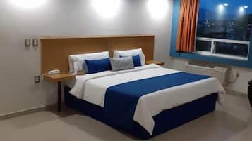 Bàn, giường gấp/giường phụ (phụ phí)
