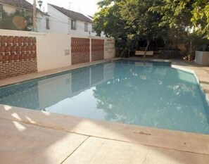 Piscina | Una piscina al aire libre