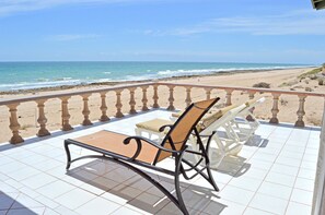 House, 3 Bedrooms | Beach/ocean view