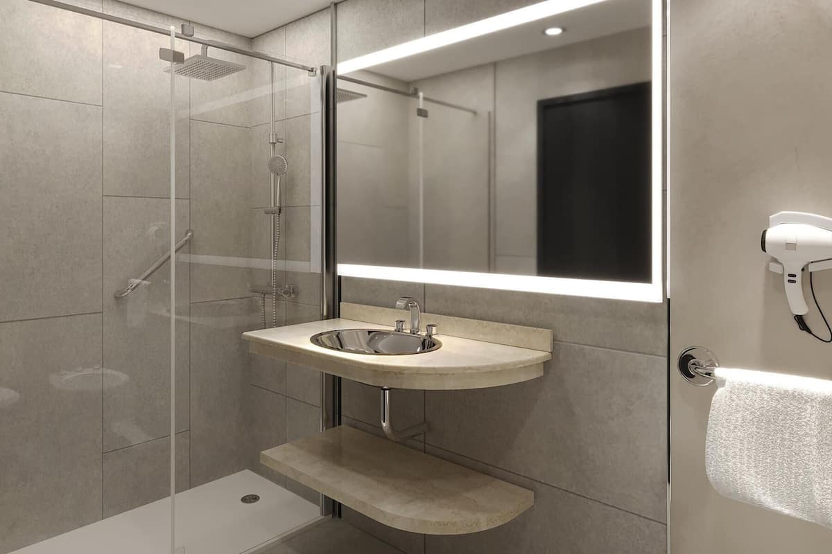 family triple room | 1 bedroom, minibar, desk, free wifi