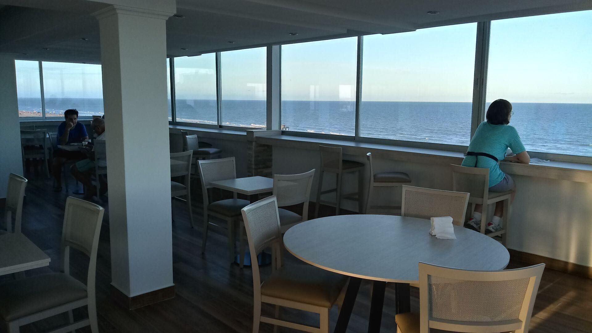 بار (في المنشاة)