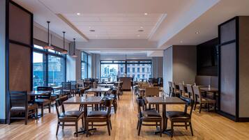 Free daily cooked-to-order breakfast