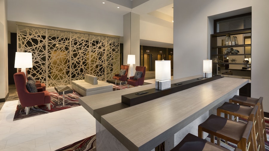 Embassy Suites by Hilton Minneapolis Downtown