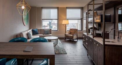 Embassy Suites by Hilton Minneapolis Downtown