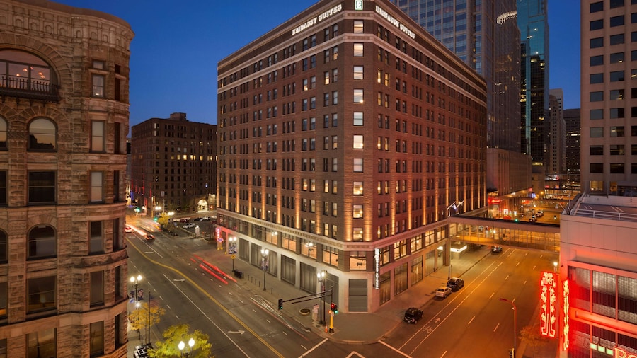 Embassy Suites by Hilton Minneapolis Downtown