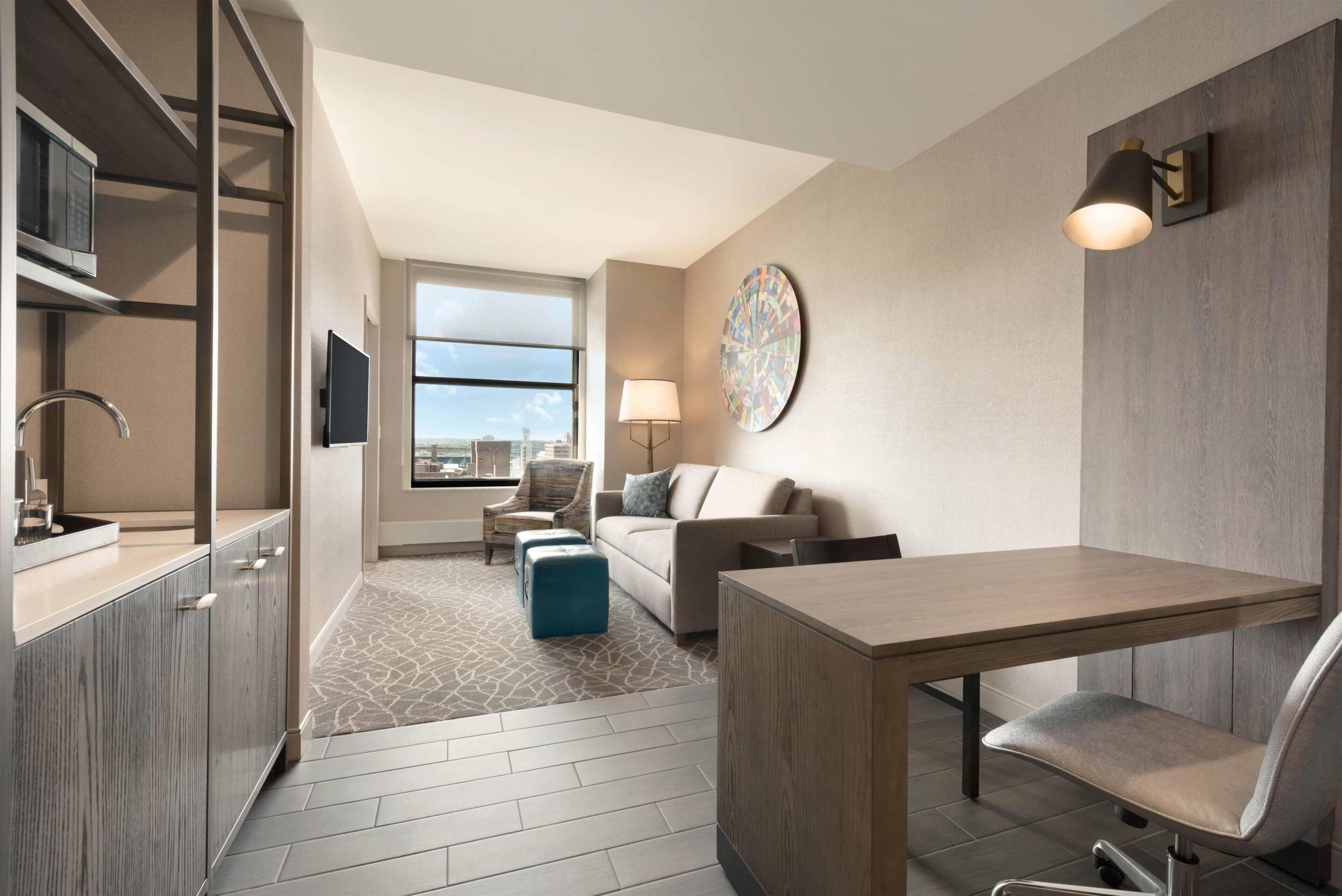 Literie de qualité, lit avec matelas à plateau-coussin