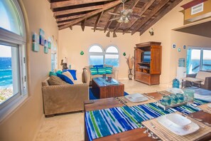 Villa, 3 Bedrooms, Terrace, Ocean View | In-room dining