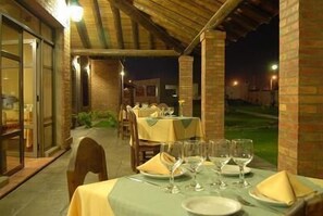 Restaurant - Aire Andino Apart Hotel (San Juan)