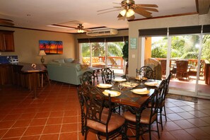 Villa, 3 Bedrooms, Terrace, Ocean View | In-room dining