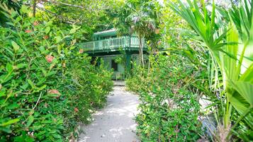 Townhome, 1 Bedroom, Garden View | Garden