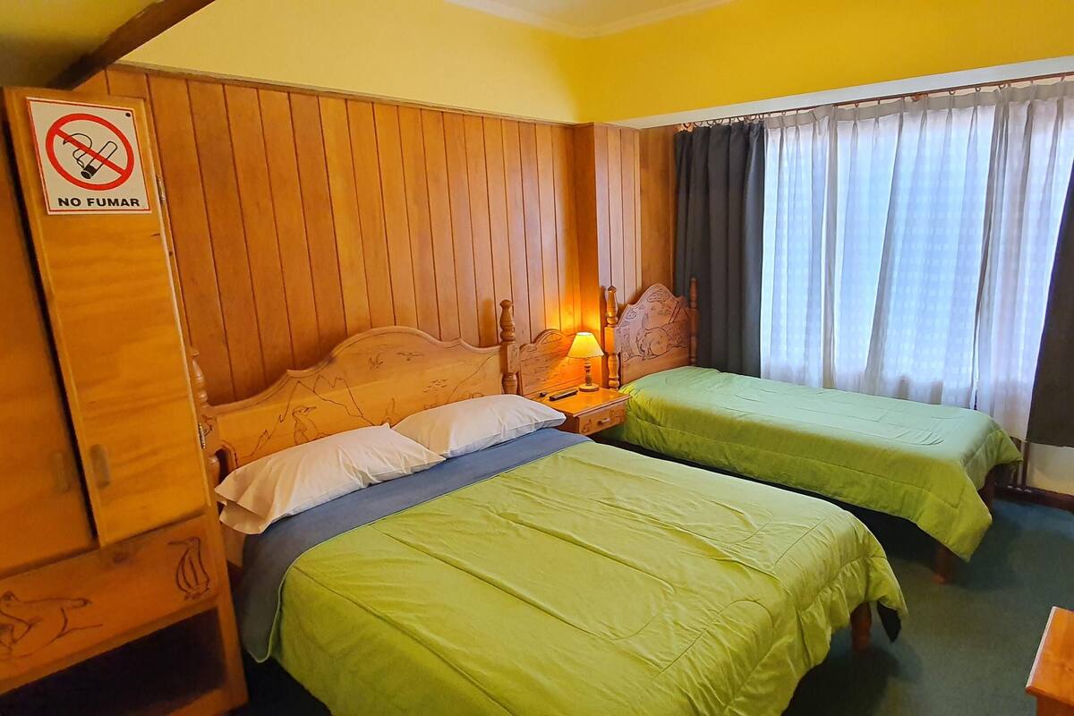 Caja de seguridad en la habitación, wifi gratis y ropa de cama 