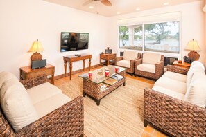 Villa, 4 Bedrooms, Terrace, Ocean View | Living room | DVD player - Coral Vista 1 2 bedroom option (Roatan)