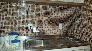 Traditional Apartment | Private kitchenette
