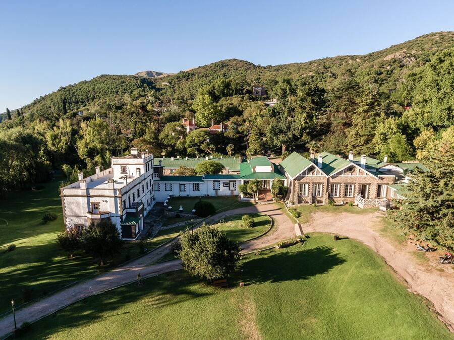Fachada da propriedade