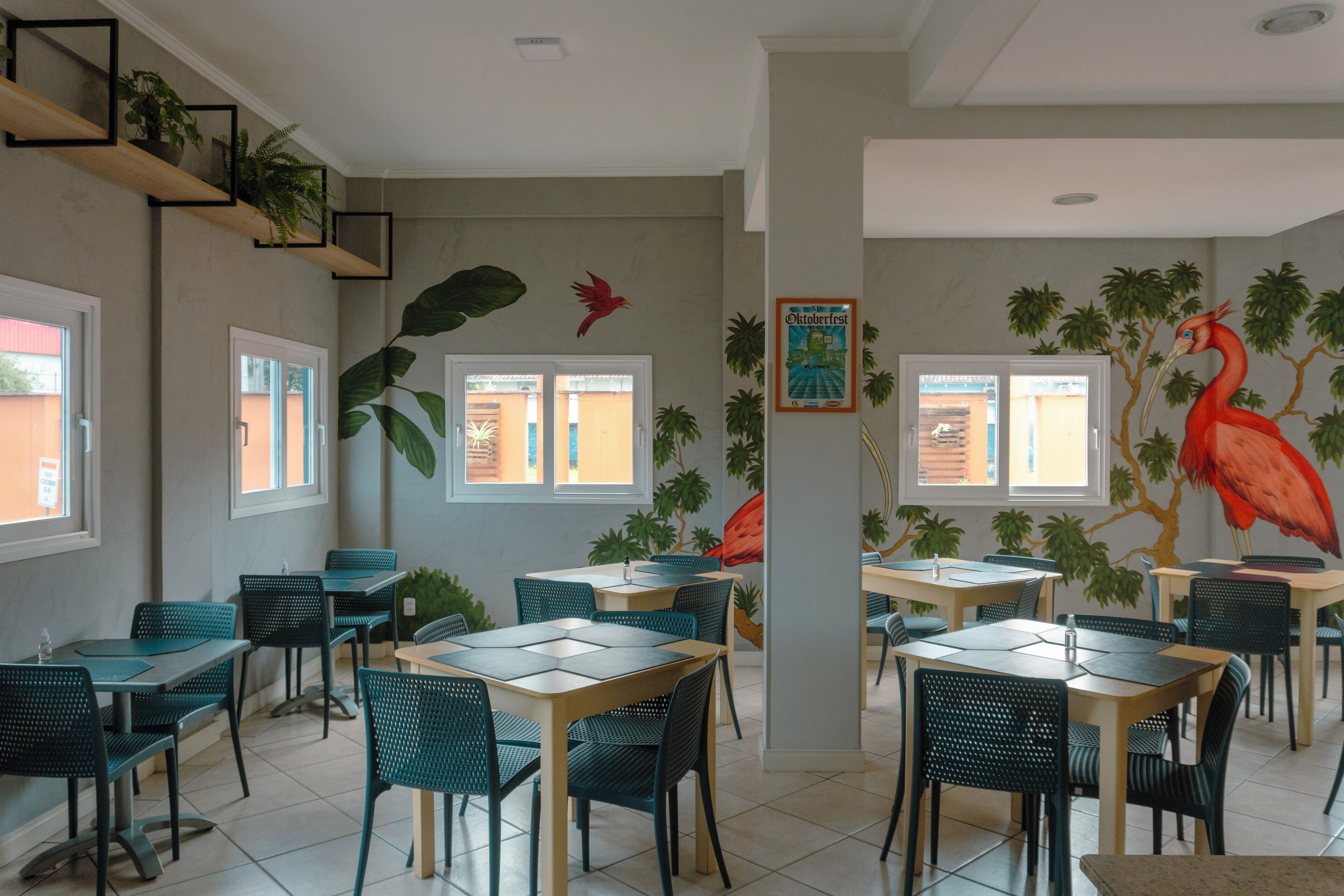 TV màn hình phẳng 40-inch có truyền hình cáp, TV 