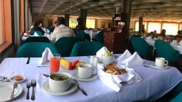 Breakfast meal