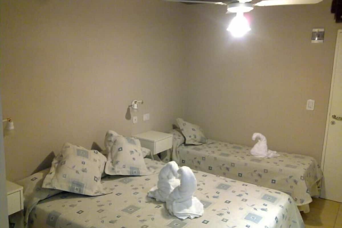 In-room safe, free WiFi, bed sheets