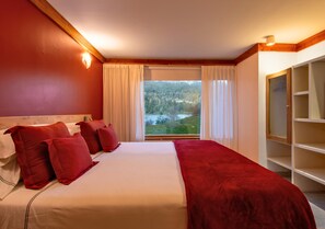 In-room safe, iron/ironing board, free cots/infant beds, rollaway beds