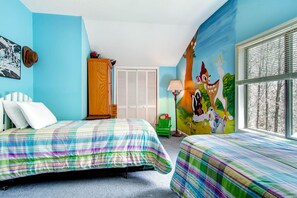 Townhome, 3 Bedrooms, Mountain View, Mountainside | Children’s theme room - Hakuna Matata - GetAway (Bridgewater Corners)