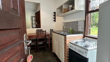 Chalet, 2 habitaciones | Cocina privada