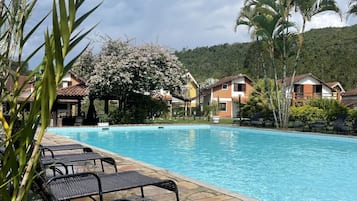Piscina a l'aire lliure