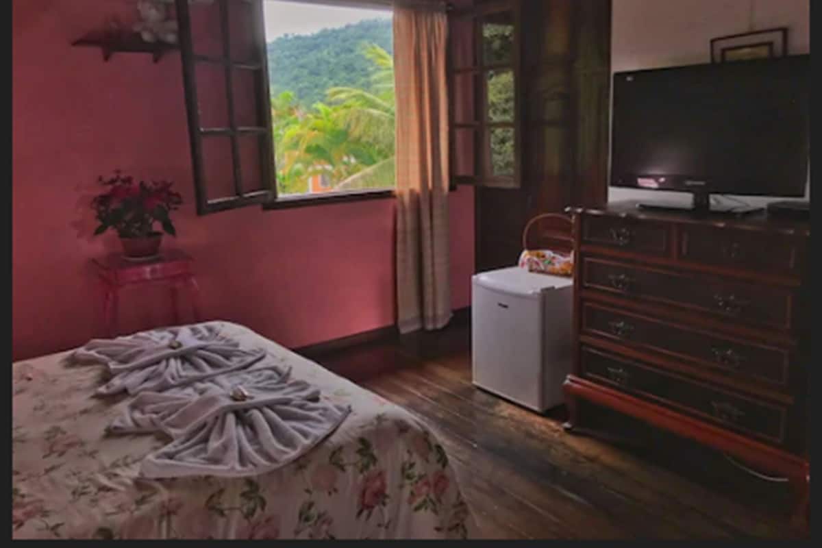 Standard Double Room | Peti besi dalam bilik, Wi-fi percuma, cadar katil