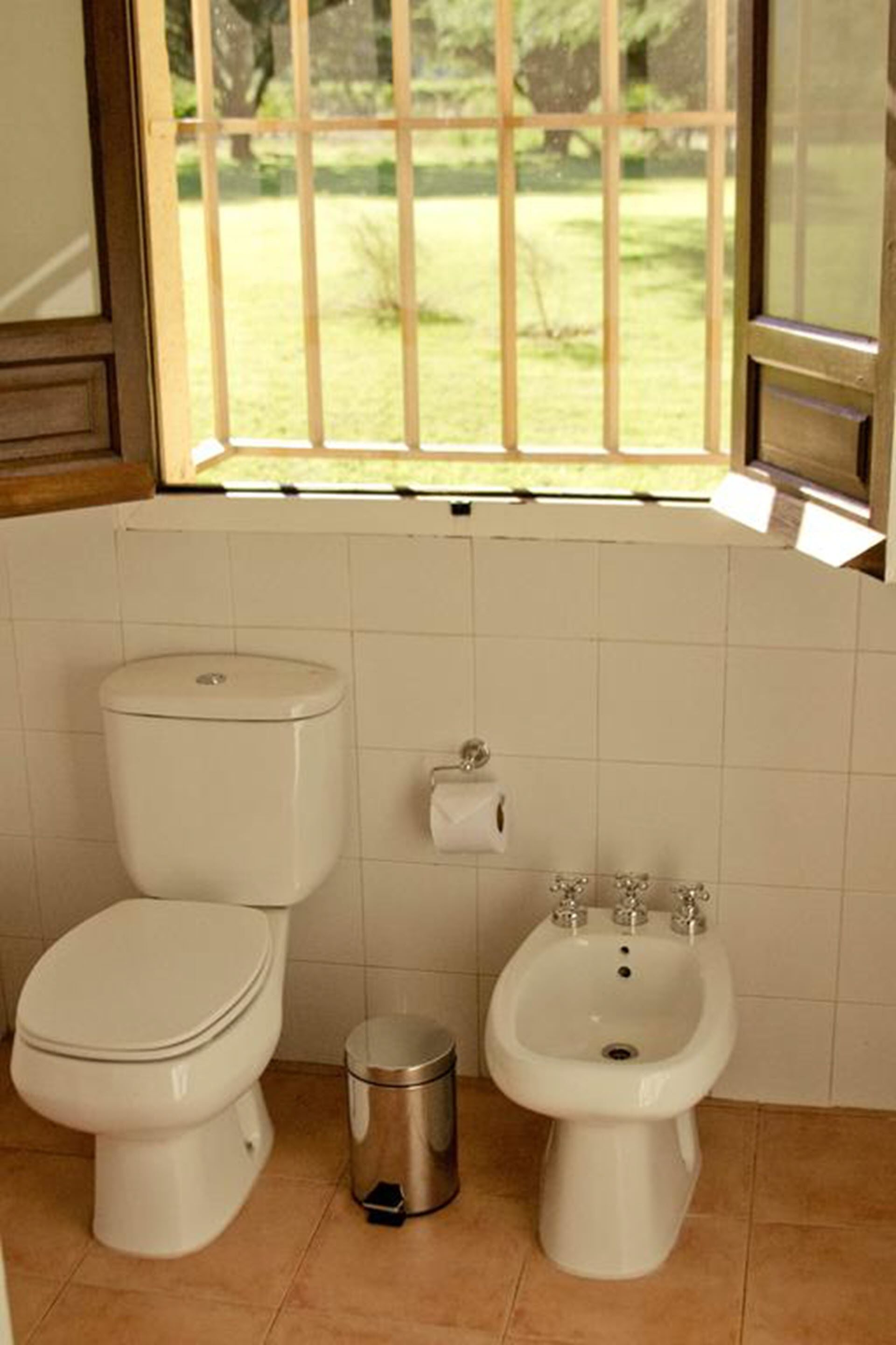 deluxe suite | bathroom | free toiletries, hair dryer, bathrobes, bidet