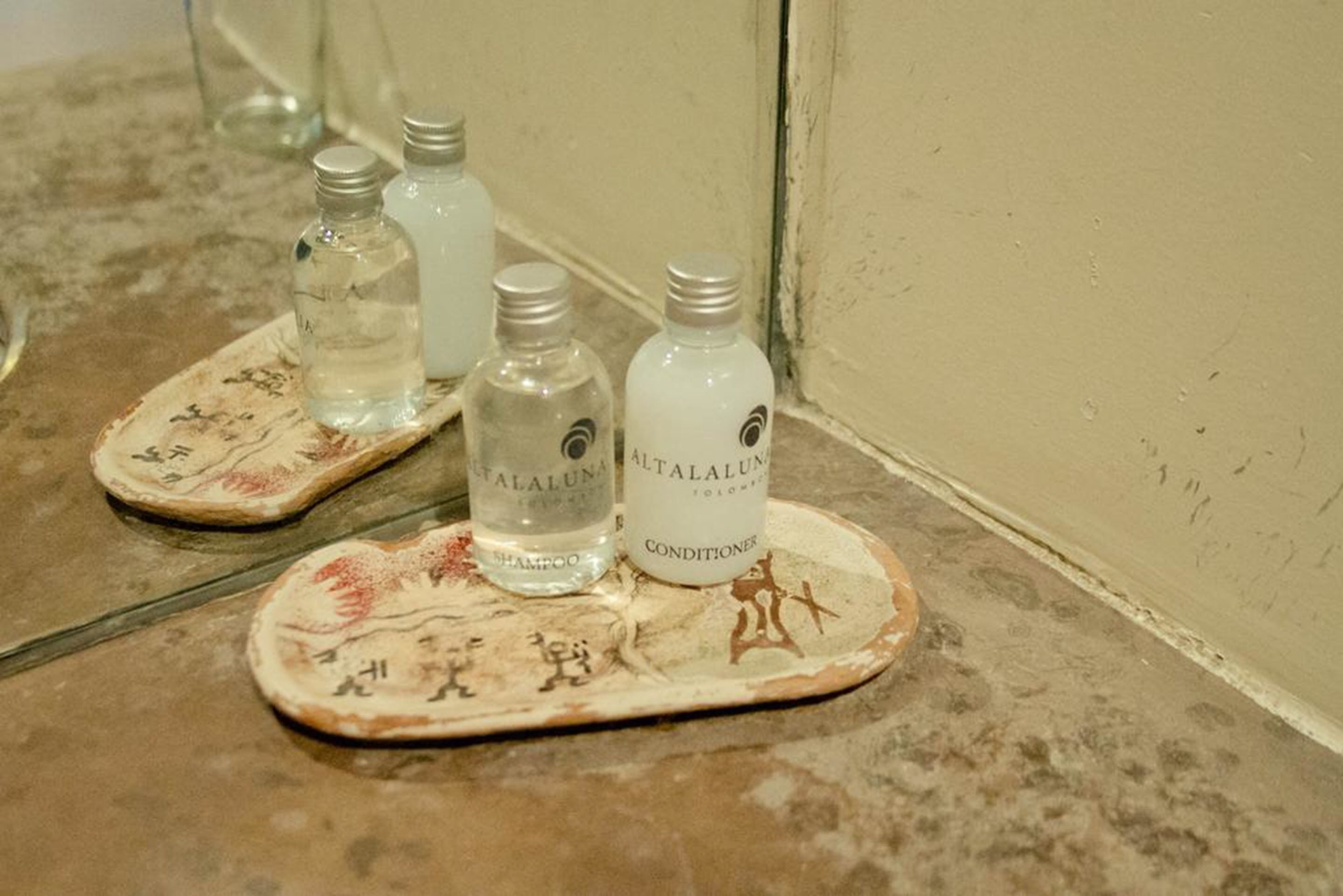 free toiletries, hair dryer, bathrobes, bidet