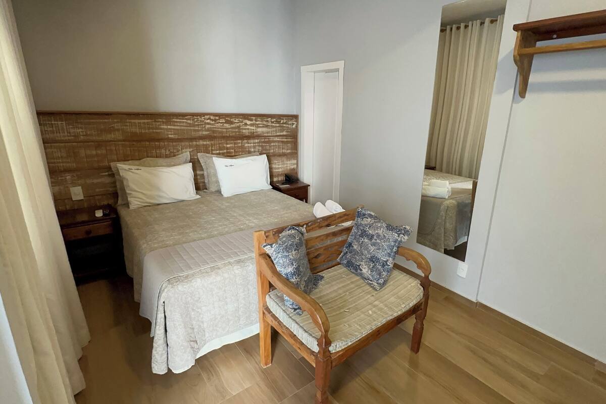 Economy Double Room | Minibar, free WiFi, bed sheets