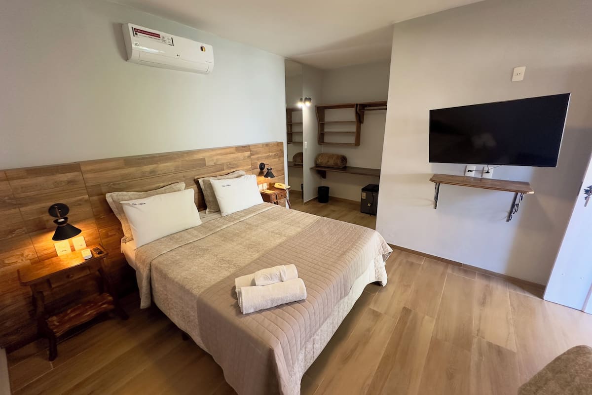 Standard Room | Minibar, free WiFi, bed sheets