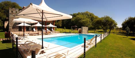 Seasonal outdoor pool