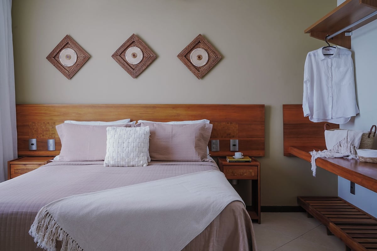 Suíte Luxo Vista Mar Privilegiada | 1 bedroom, minibar, in-room safe, free WiFi