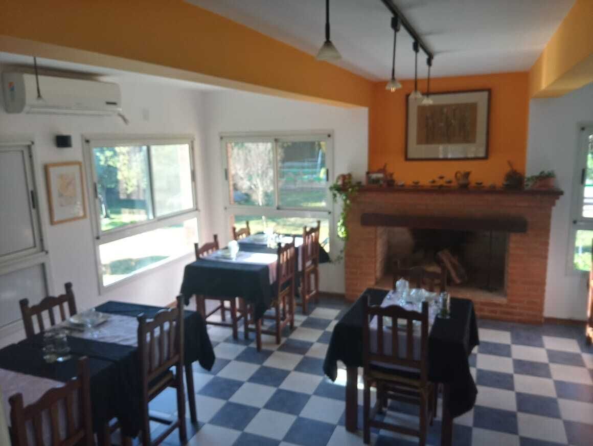 breakfast, lunch and dinner served