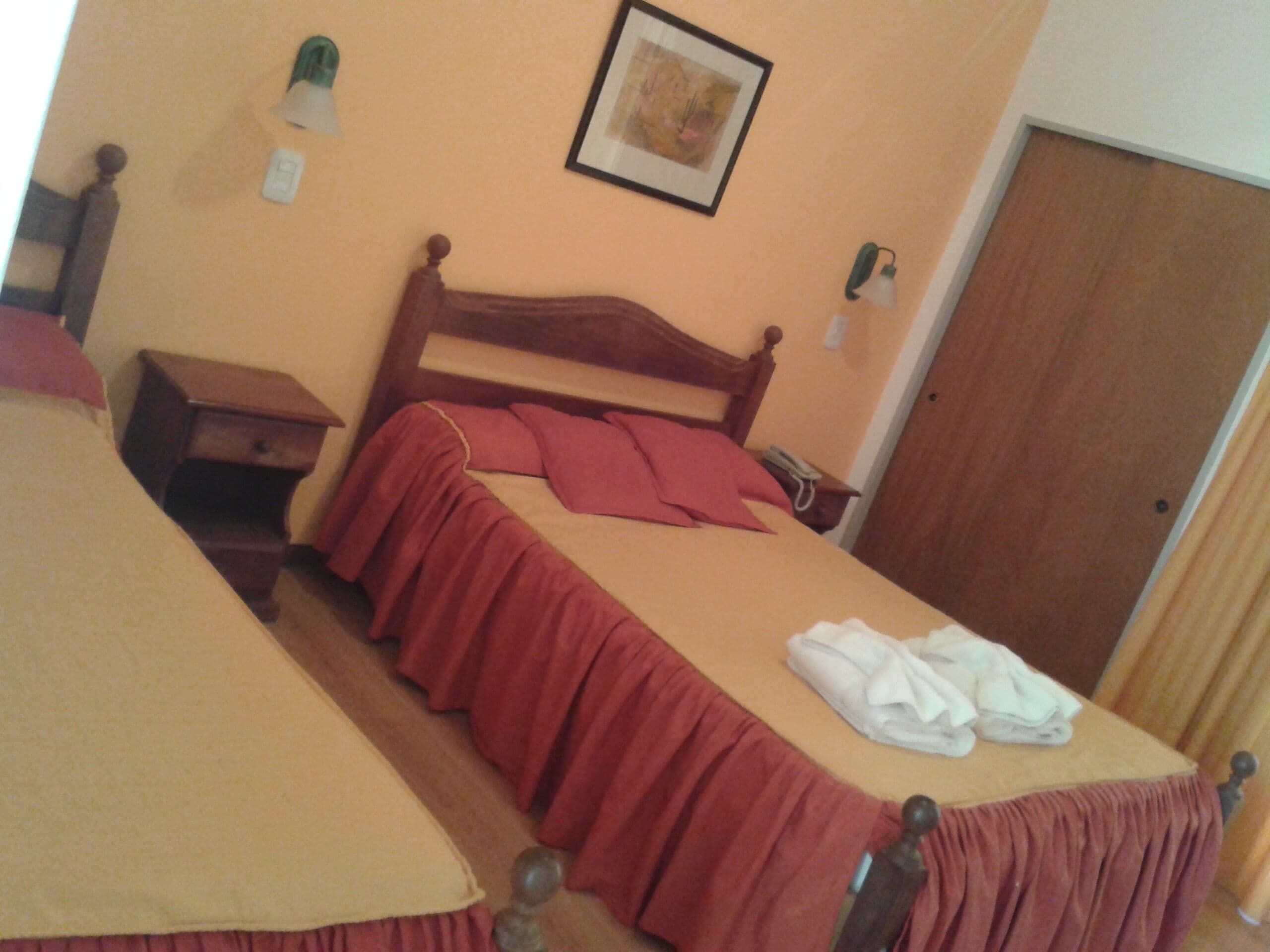 triple room | in-room safe, free wifi, bed sheets