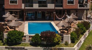 Indoor pool, seasonal outdoor pool - Alpemar Apart Hotel & Spa Villa Gesell (Villa Gesell)