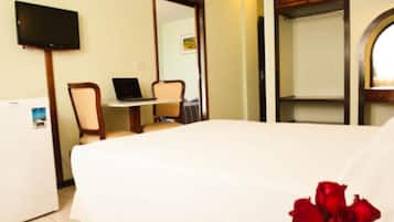 Minibar, bureau, rideaux occultants, Wi-Fi gratuit