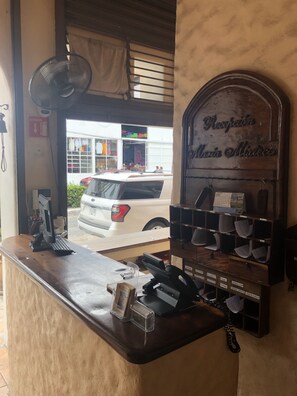 Reception - Hotel Maria Mixteca (Santa María Huatulco)