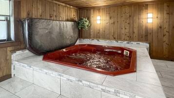 House, Multiple Beds, Mountain View (Sweet Life) | Interior