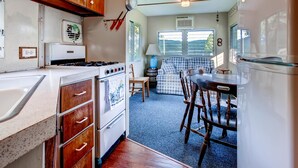 Mobile Home, 2 Bedrooms, Lake View, Lakeside | Private kitchen - Kamp Koby - GetAway (Hubbardton)