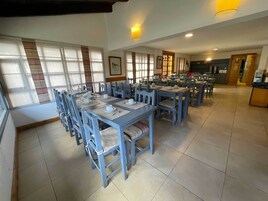 Daily continental breakfast (USD 7 per person)