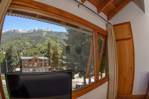 Minibar, in-room safe, free WiFi, bed sheets