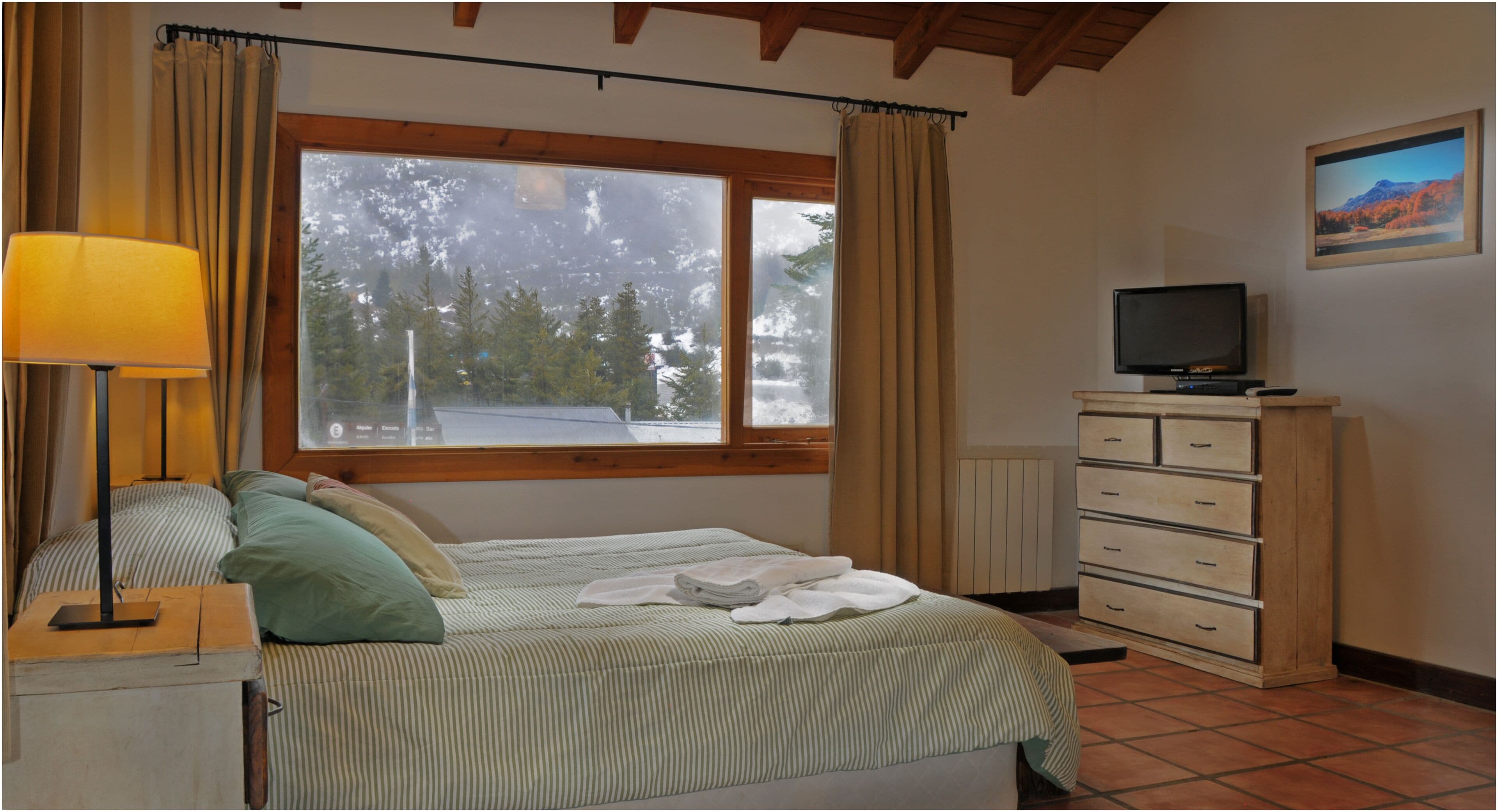 Chambre Double | Minibar, coffres-forts dans les chambres, Wi-Fi gratuit, draps fournis